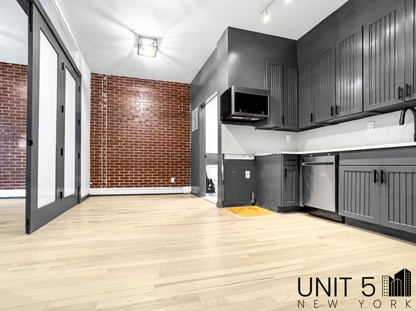 15 Judge St APT 1