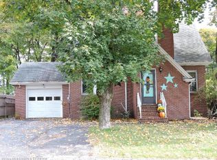 12 Colonial Rd, Westbrook, ME 04092