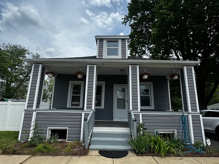 124 Field Ave — Photo 4