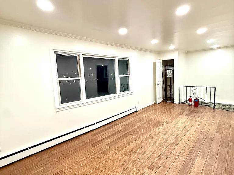 147-17 N Conduit Ave #2 — Photo 3