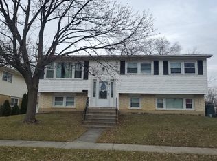7534 163rd St, Tinley Park, IL