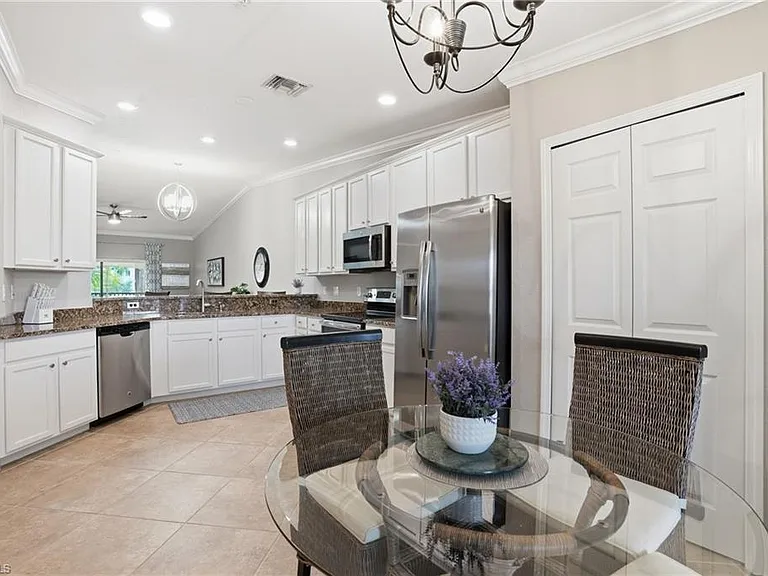 9528 Avellino Way #2521 — Photo 4