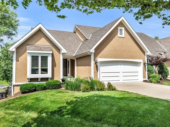 5247 W 121st St, Overland Park, KS 66209
