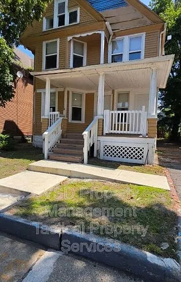 1583 E 84th St #UP — Photo 1