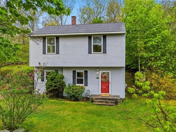 169 Church St, Bradford, RI 02808
