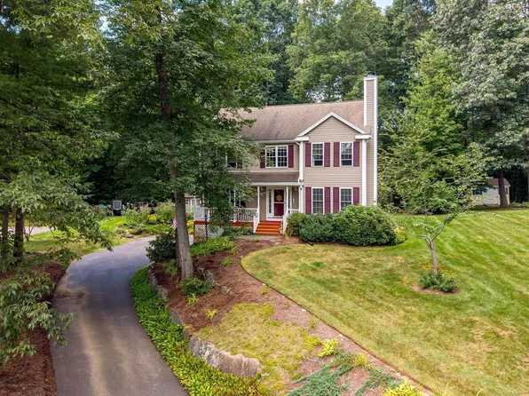 27 Tannery Rd, Sturbridge, MA 01518