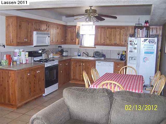 3rd image of 724-405 Highway 395 E