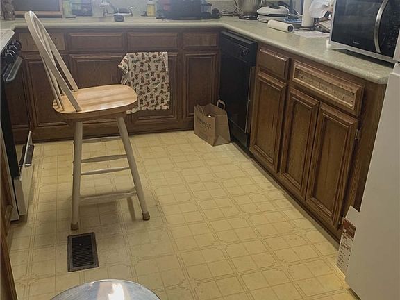 4th image of 27250 Murrieta Rd Space 359