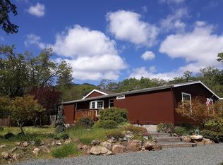 100 Fielder Creek Rd, Rogue River, OR 97537
