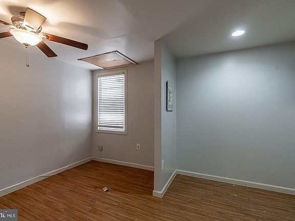5th image of 513 W Girard Ave #2F