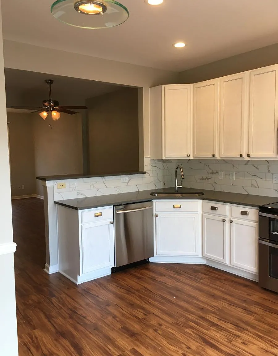 3 bed, 3.5 bath, 1728 sqft, $2,150 — Photo 4