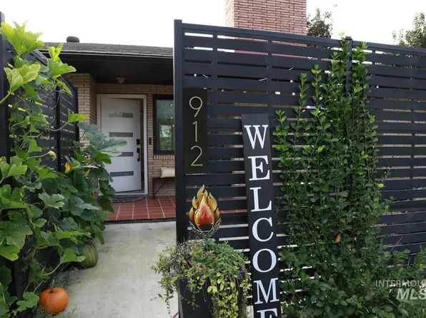 912 Main St, Kamiah, ID 83536