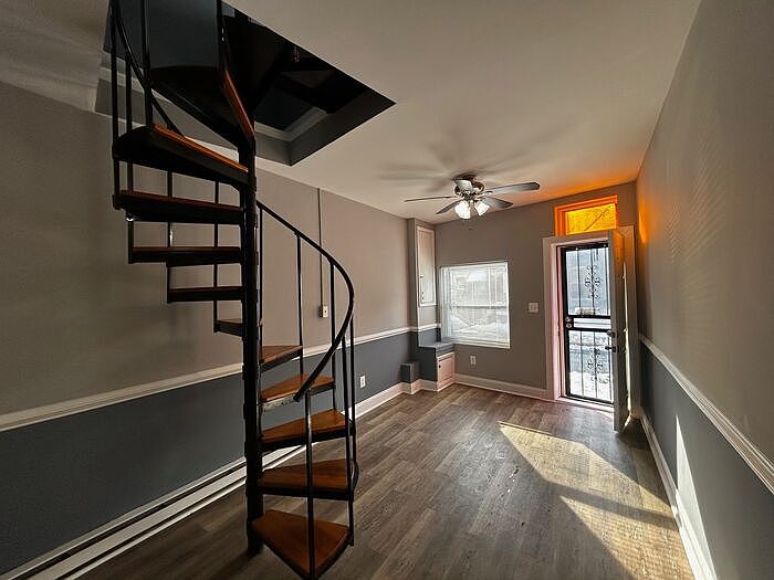 1st image of 315 Loneys Ln