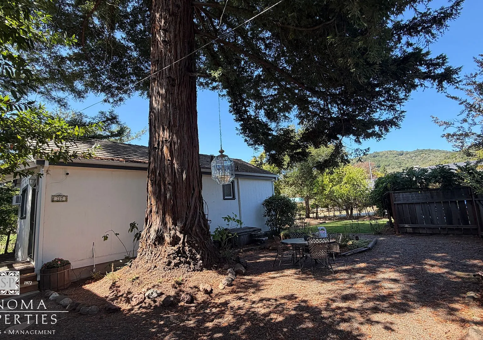 Enchanting 1bd/1ba Cottage, Close to Downtown Sonoma! — Photo 1
