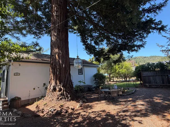 217 1st St W, Sonoma, CA 95476