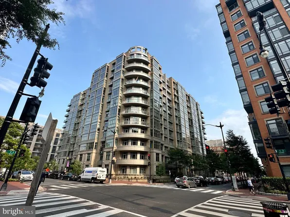 811 4th St NW Unit 318, Washington, DC 20001