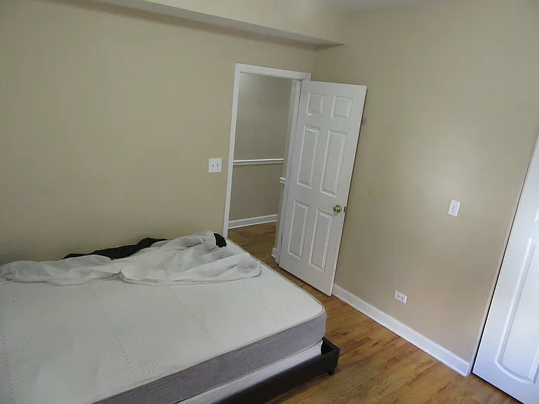 2251 W Rosemont Ave #1 — Photo 12