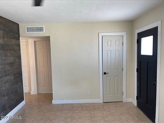 4th image of 8314 N 29th Ave