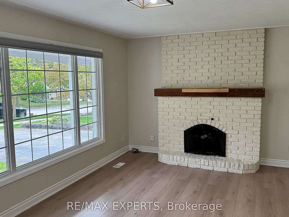 1st image of 115 Uplands Dr