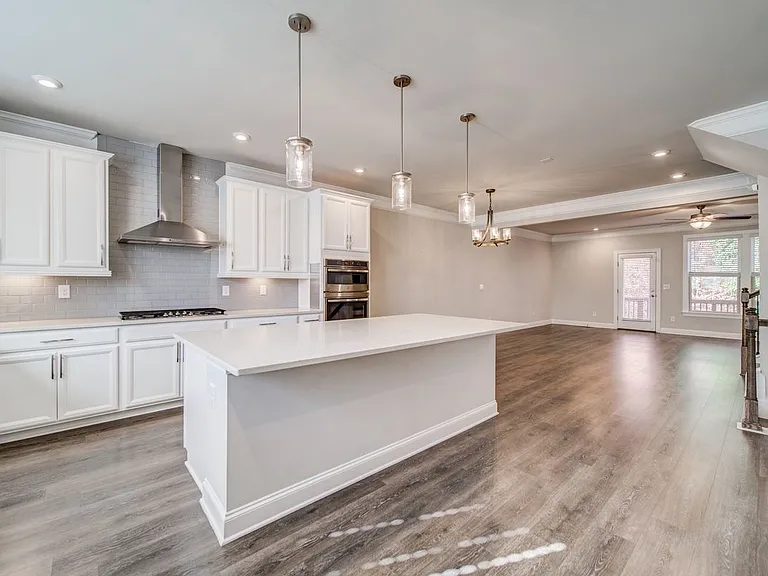 1363 Harris Way S — Photo 36