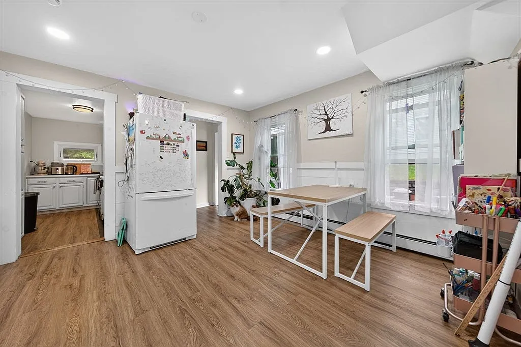 2 bed, 804 sqft, $2,400 — Photo 4