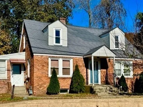 85 Garden St, Feeding Hills, MA 01030