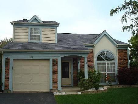 1st image of 829 Buckingham Ct