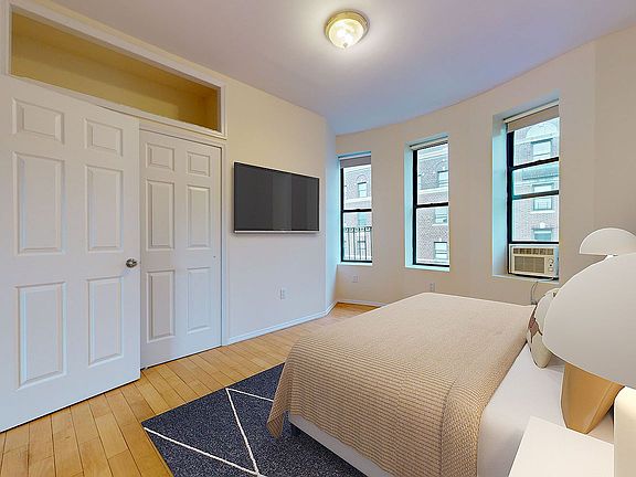 4th image of 229 E 12th St APT 71