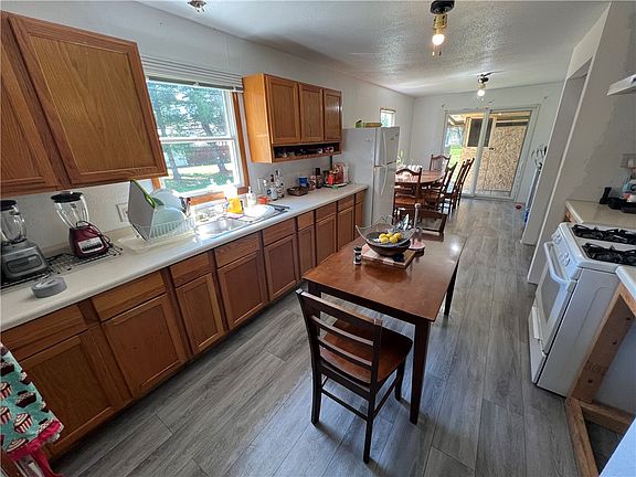 5th image of 12059 N 875th St