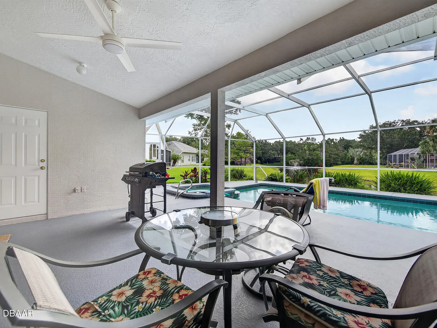 3 bed, 2.0 bath, 1748 sqft, $3,050 — Photo 3