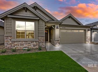 3283 E Cedarhurst Dr, Meridian, ID 83642