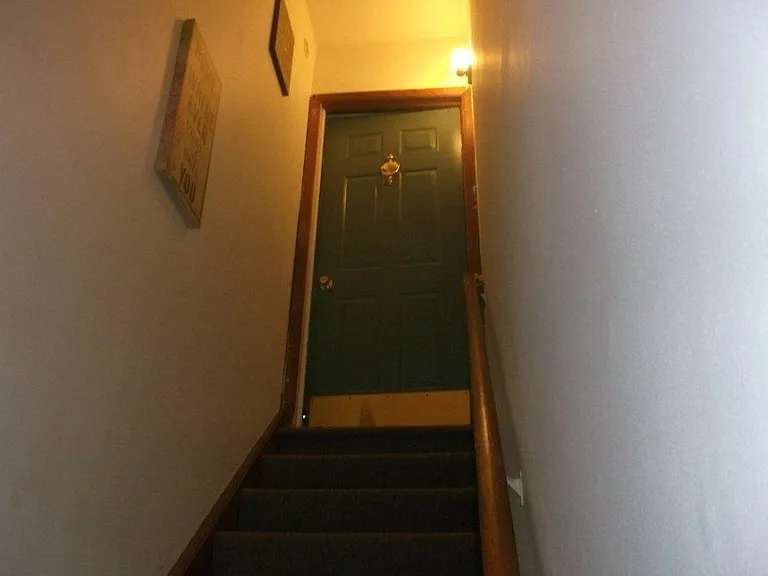 84-86 Castle Ave #2 — Photo 3