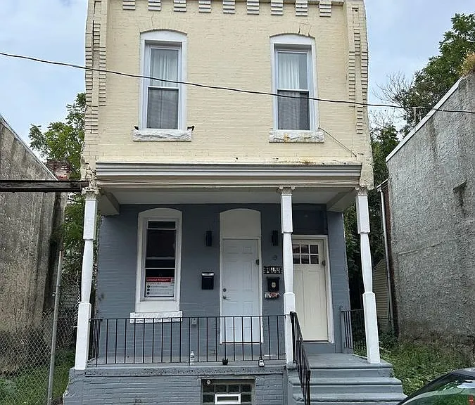 1464 N Wilton St #1 — Photo 27