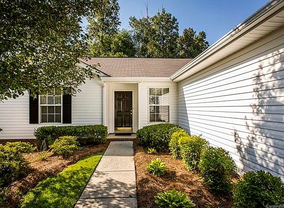 3rd image of 8639 Silver Falls Way