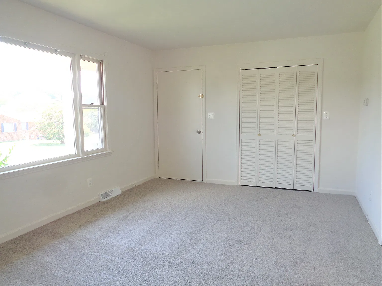 2 bed, 825 sqft, $1,500 — Photo 4