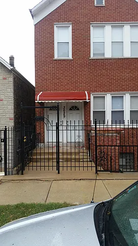 3629 S Hermitage Ave #BASEMENT Photo 1