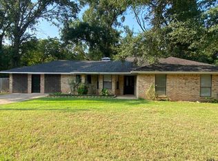 1102 Angie St, Whitehouse, TX 75791