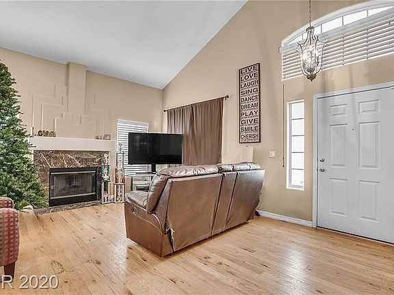 2nd image of 7345 Tealwood St