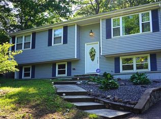 52 Club House Rd, West Greenwich, RI 02817