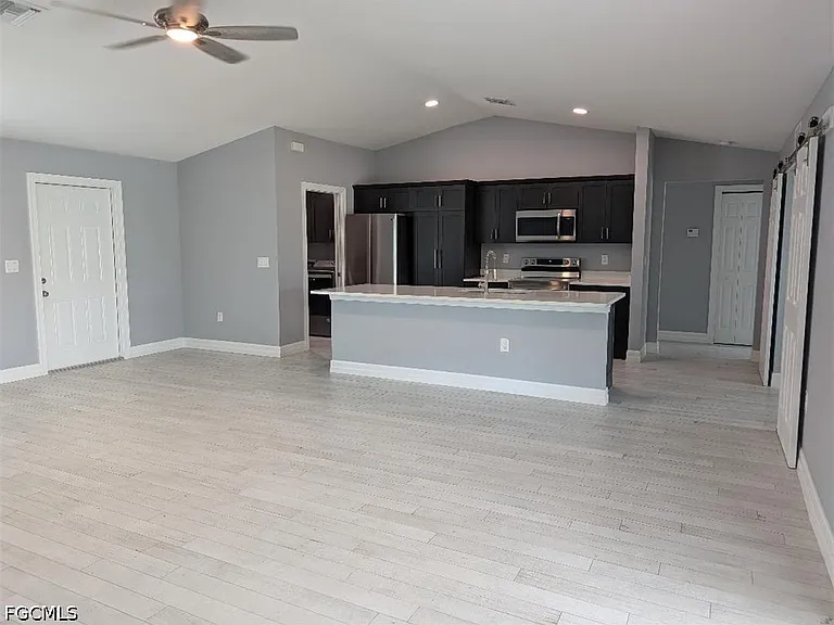 12866 Iona Rd — Photo 2