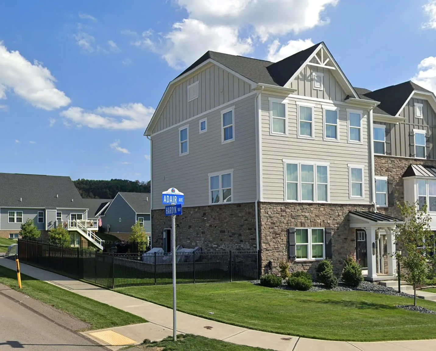 1030 Adair Ave — Photo 1