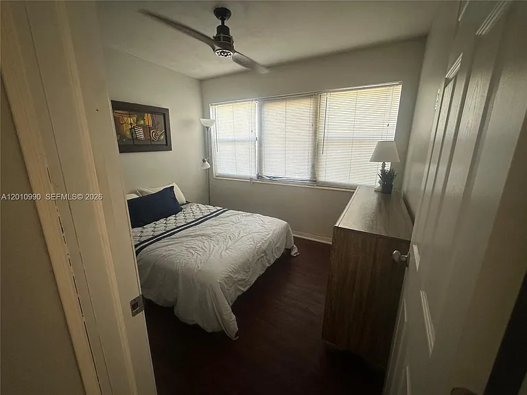 30 NE 26th St — Photo 24