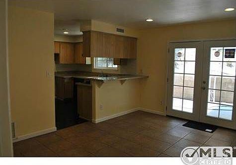 4th image of 13684 Phillippi Ave