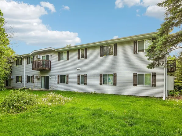 Eagle Woods Apartments, W194N16510 Eagle Dr #B7, Jackson, WI 53037
