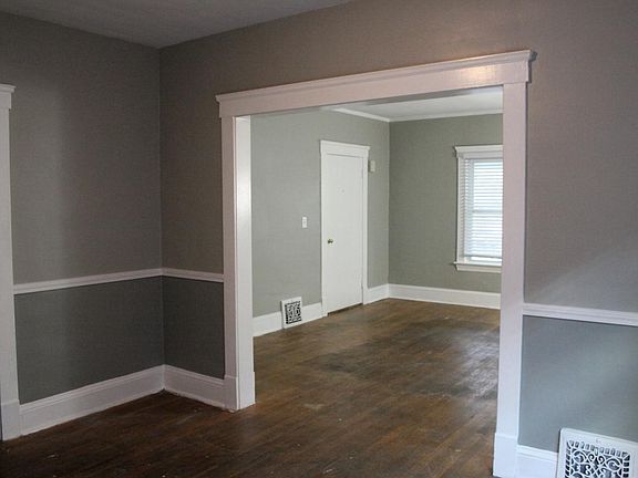 5th image of 1316 W 116th St #Up