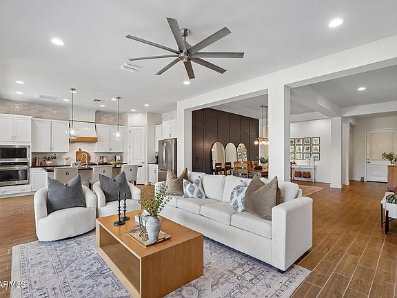 4th image of 3227 E Donald Drive