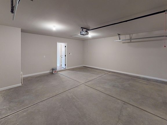 3rd image of 110 Wyatt Miles Ln
