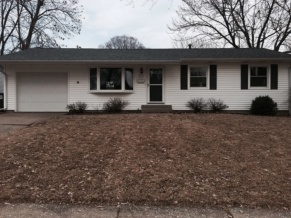 3417 College Ave