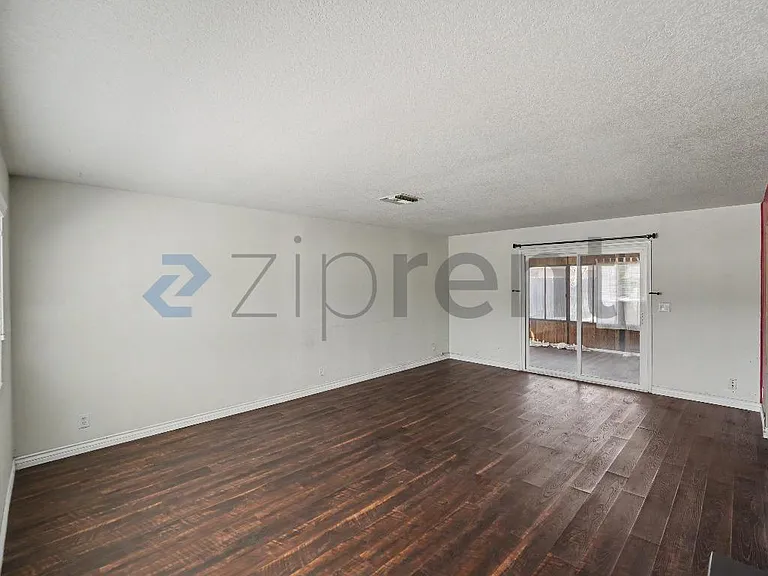 714 Appleton Rd — Photo 3