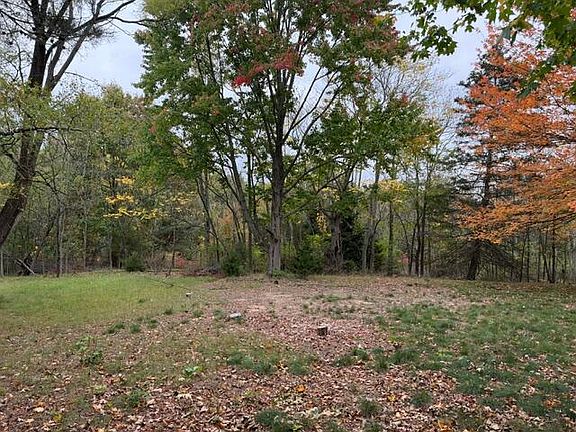 2nd image of 1254 E Ellis Rd